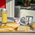 Premiere Classe Rouen Nord - Hotel 2*