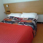Premiere Classe Rouen Nord - Hotel