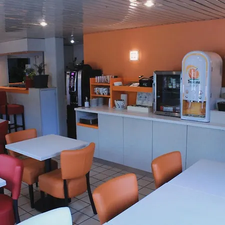 Premiere Classe Rouen Nord - 2*