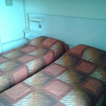 Premiere Classe Rouen Nord - Hotell Barentin