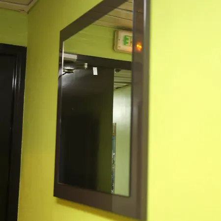 Hotell Premiere Classe Rouen Nord - Barentin