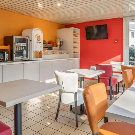Premiere Classe Rouen Nord - Hotell Barentin